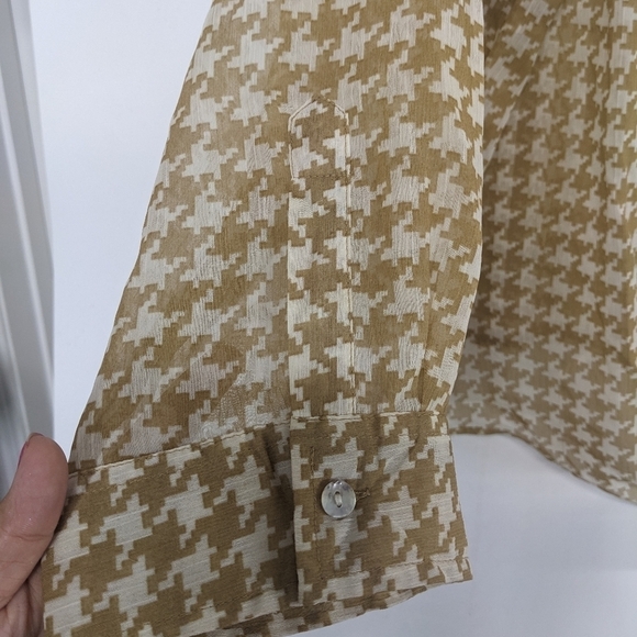 AVENUE Sheer Houndstooth Tie Front Long Sleeve Shirt - Picture 6 of 9